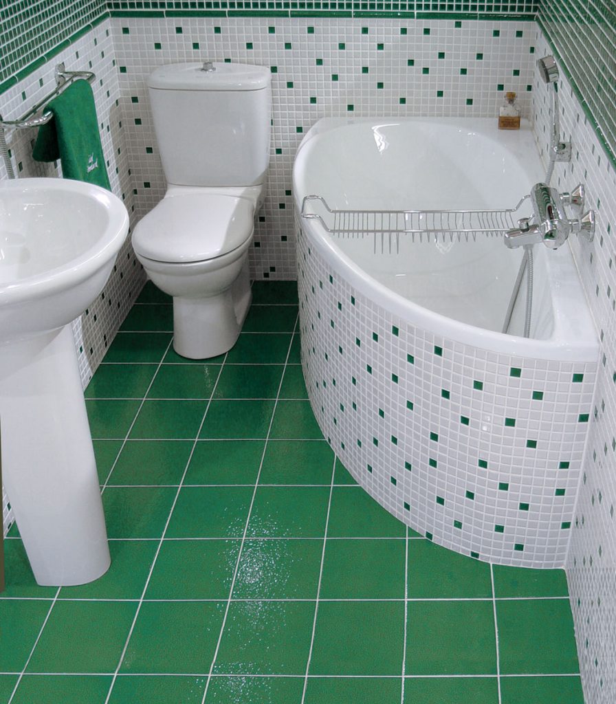 Модная плитка для ванной комнаты в зеленых тонах 