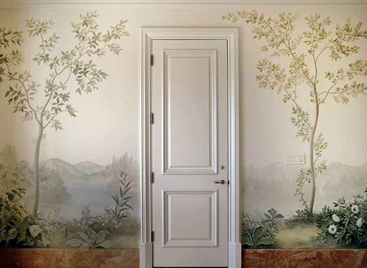 Художественная роспись стен – глоток свежести в городской квартире в фото
