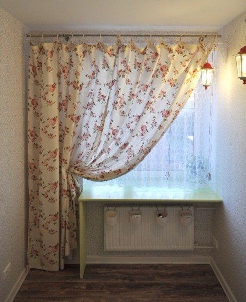 Окно в спальне — важный элемент интерьера