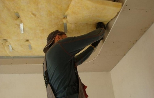 Шумоизоляция под натяжной потолок – звукопоглощающие материалы