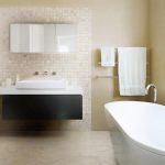 необычная керамическая плитка в интерьере ванной в стиле прованс в темных тонах